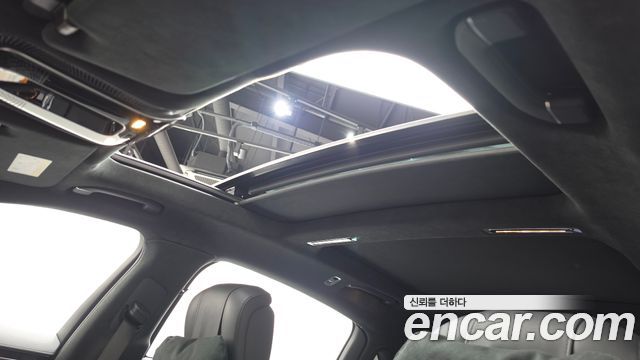 Mercedes-Benz S-Class 2021 — photo 19