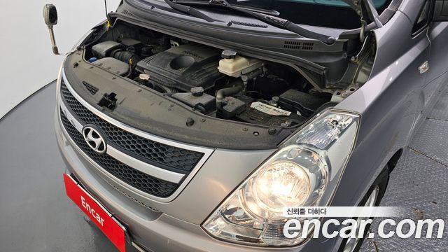 Hyundai Starex 2012 — photo 6