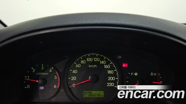 Hyundai Starex 2012 — photo 8