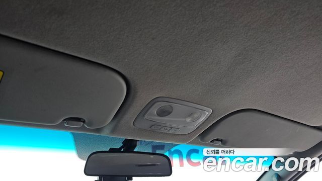 Hyundai Starex 2012 — photo 17
