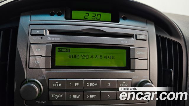 Hyundai Starex 2012 — photo 18