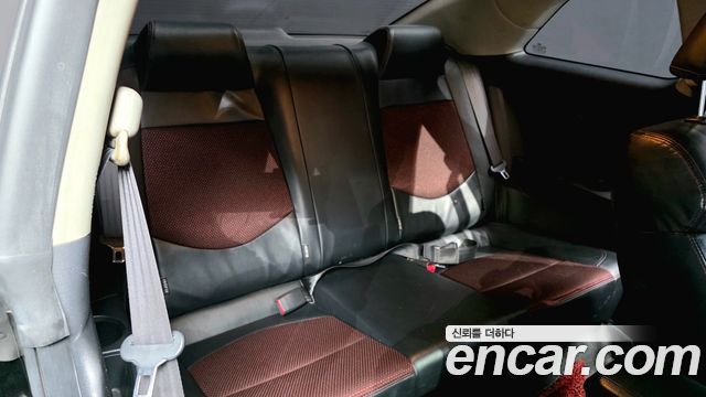 Kia Porte 2012 — photo 11