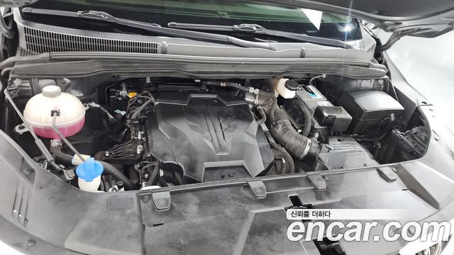 Kia Canival 2023 — photo 6