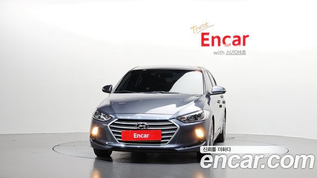Hyundai AVANTE 2018 — photo 3
