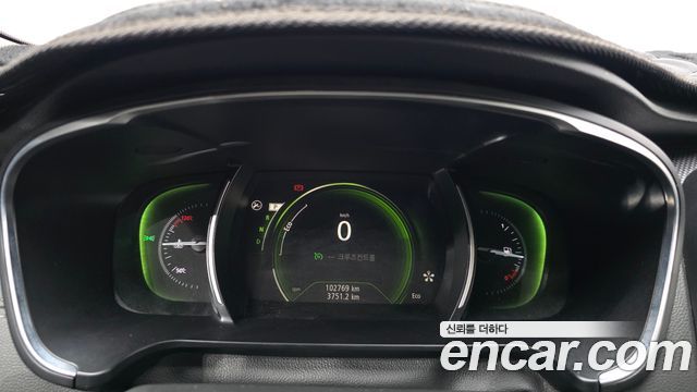 Renault Korea SM6 2016 — photo 11