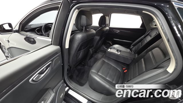 Renault Korea SM6 2016 — photo 18