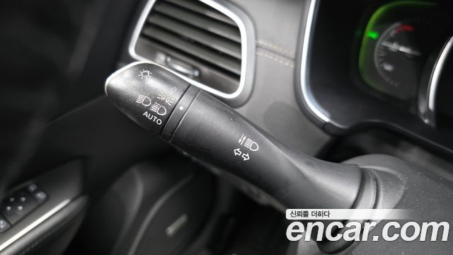 Renault Korea SM6 2016 — photo 27