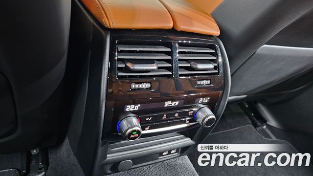 BMW M5 2021 — photo 23