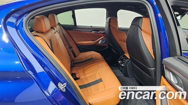 BMW M5 2021 — photo 16