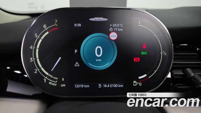 Mini Cooper 2023 — photo 11