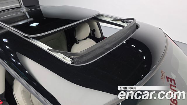 Mini Cooper 2023 — photo 25