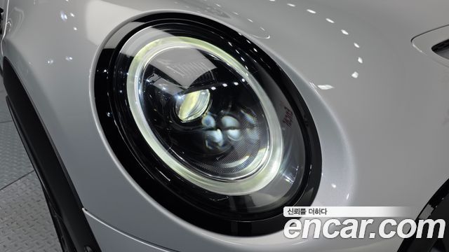 Mini Cooper 2023 — photo 8