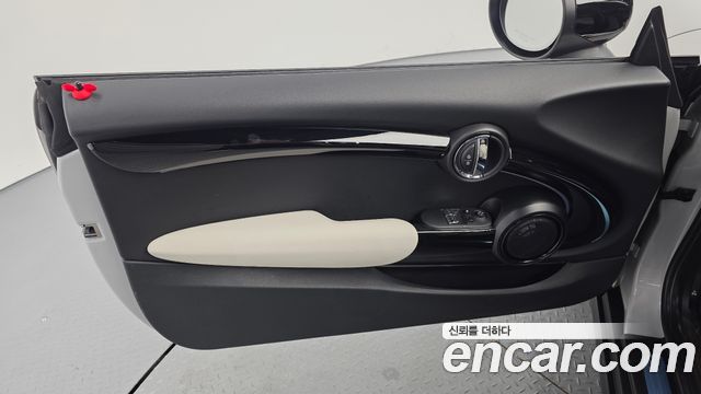 Mini Cooper 2023 — photo 14