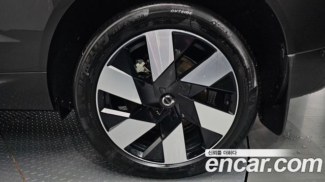 Volvo XC60 2025 — photo 6