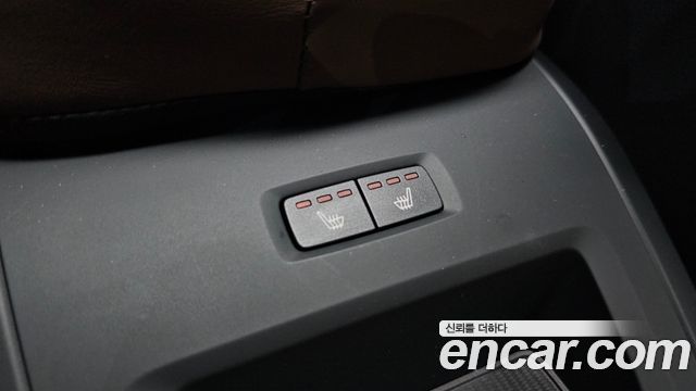 Volvo XC60 2025 — photo 32