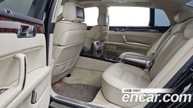 Volkswagen Phaeton 2011 — photo 12