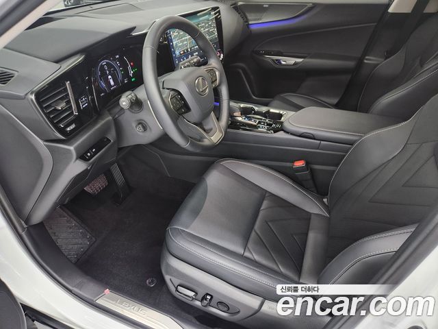 Lexus NX 2026 — photo 10