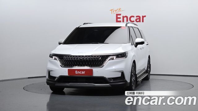 Kia Canival 2023 — photo 3