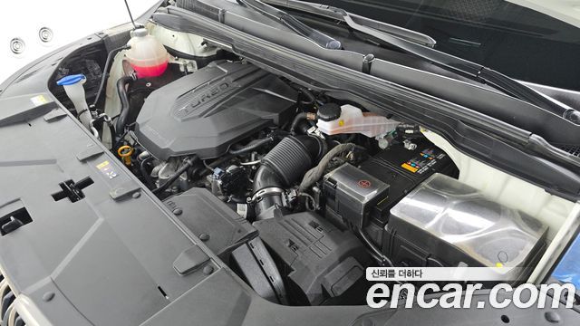 Kia Canival 2023 — photo 6