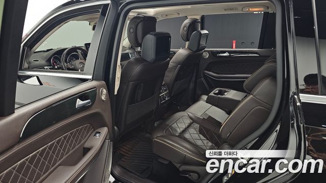 Mercedes-Benz GLS-Class 2017 — photo 12