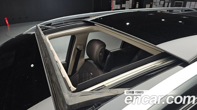 Mercedes-Benz GLS-Class 2017 — photo 19