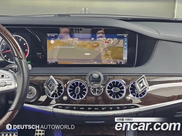 Mercedes-Benz S-Class 2018 — photo 14