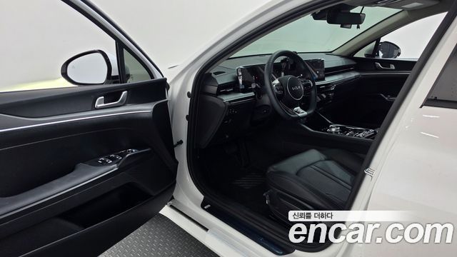 Kia K5 2026 — photo 13