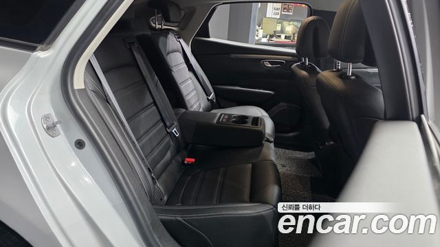 Renault Korea SM6 2022 — photo 18
