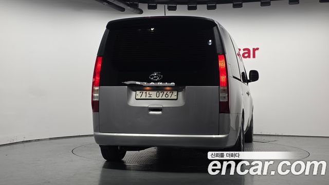 Hyundai Staria 2022 — photo 4