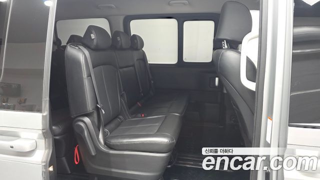 Hyundai Staria 2022 — photo 17