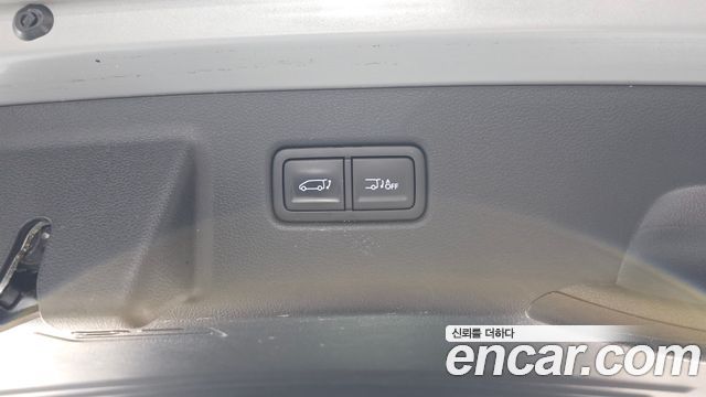 Hyundai Staria 2022 — photo 25