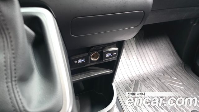 Hyundai Staria 2022 — photo 30