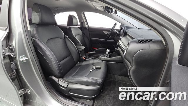 Kia K3 2019 — photo 16
