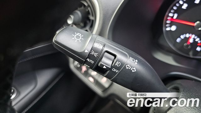 Kia K3 2019 — photo 27