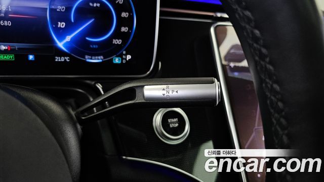 Mercedes-Benz EQS 2023 — photo 12
