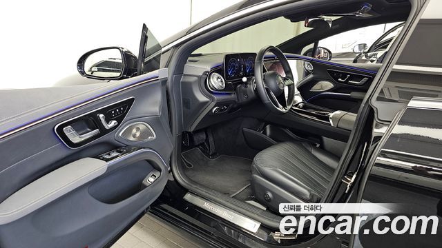 Mercedes-Benz EQS 2023 — photo 13
