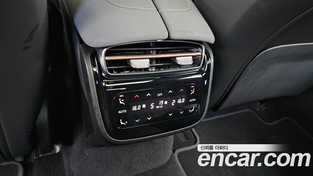 Mercedes-Benz EQS 2023 — photo 31