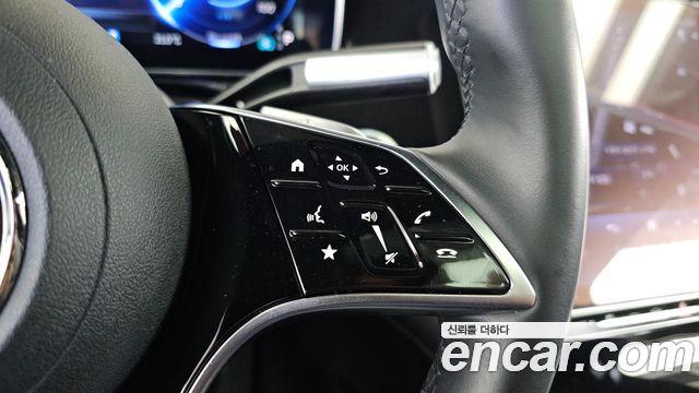 Mercedes-Benz EQS 2023 — photo 32