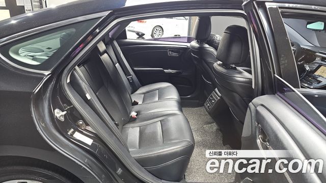 Toyota Avalon 2017 — photo 11