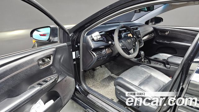 Toyota Avalon 2017 — photo 12