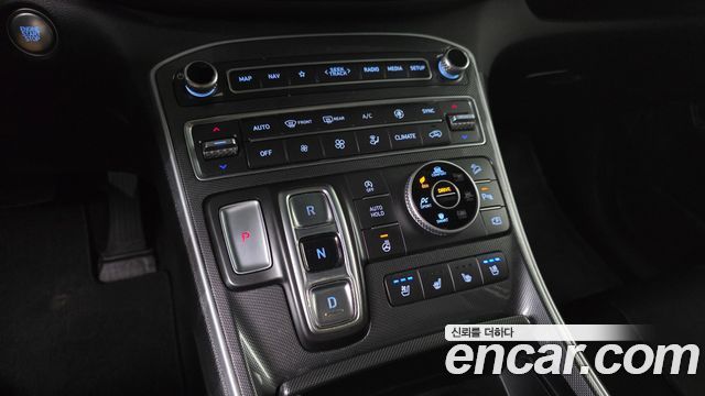 Hyundai Santafe 2021 — photo 12