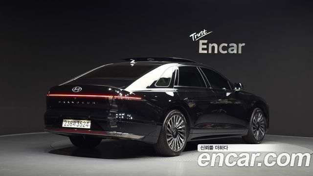 Hyundai Grandeur 2023 — photo 2