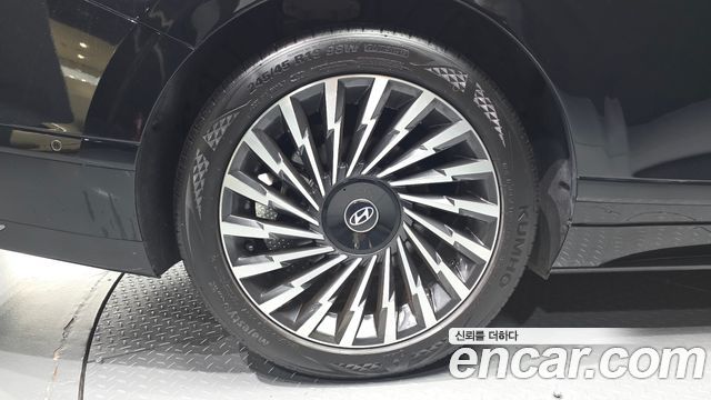 Hyundai Grandeur 2023 — photo 5