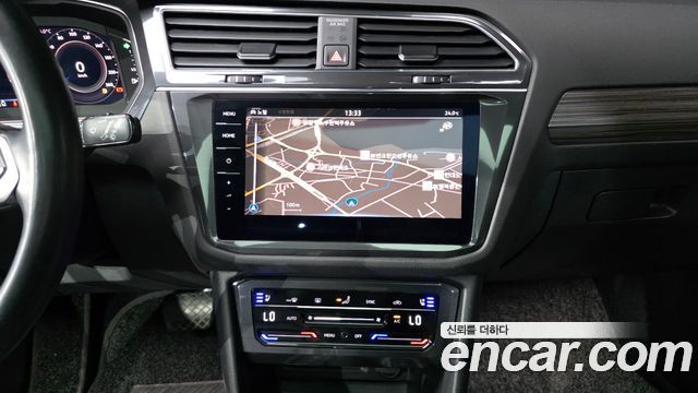 Volkswagen Tiguan 2022 — photo 19