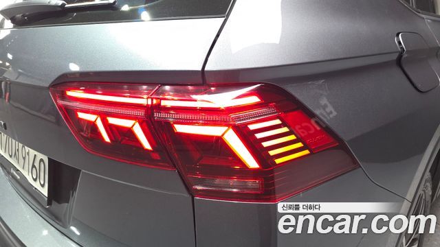 Volkswagen Tiguan 2022 — photo 9