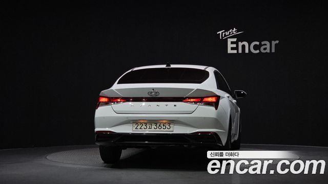 Hyundai AVANTE 2023 — photo 4