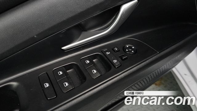 Hyundai AVANTE 2023 — photo 23
