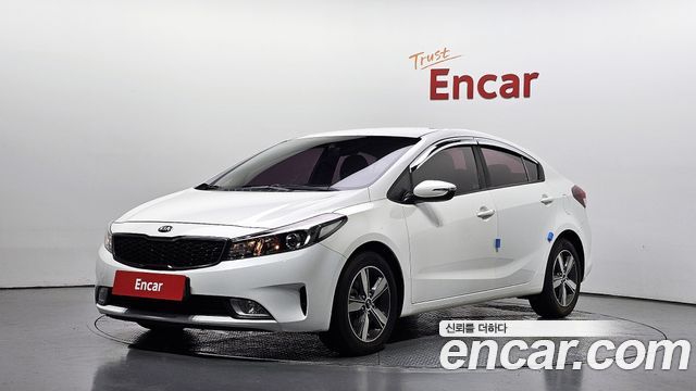 Kia K3 2018 — photo 1