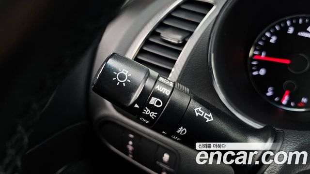 Kia K3 2018 — photo 16