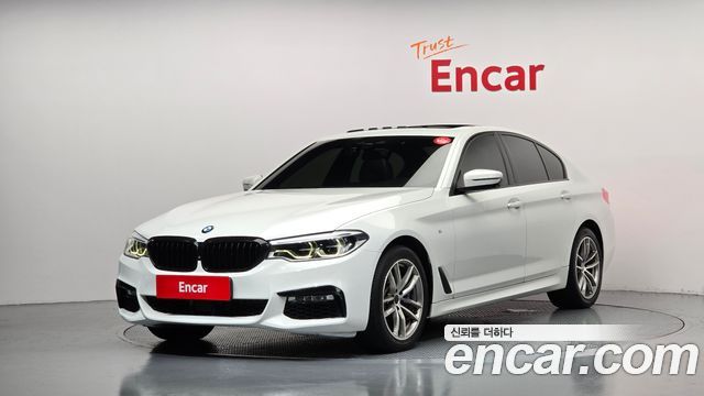 BMW 5-Series 2017 — photo 1